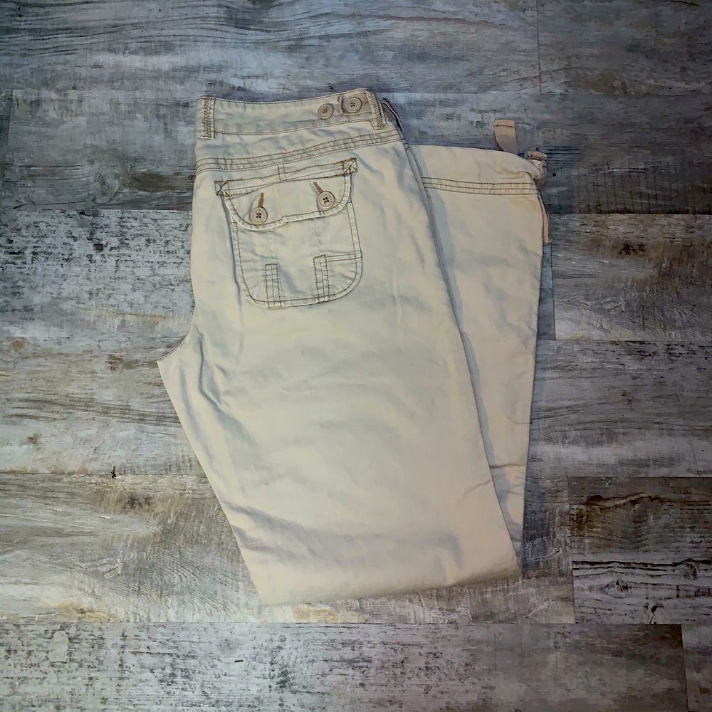 Maurice’s khaki pants